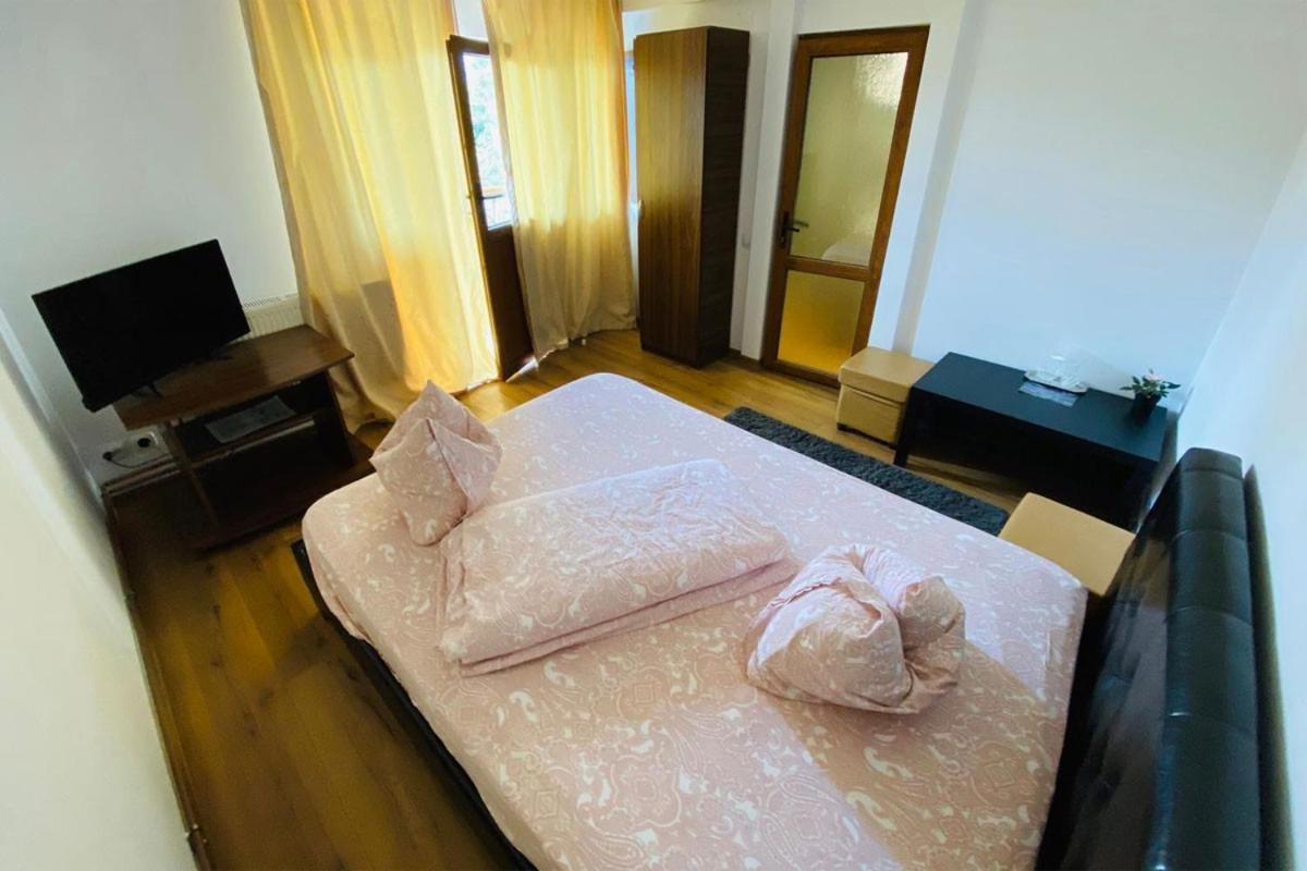 Complex Turistic Elisa Hotel Belciugatele ภายนอก รูปภาพ